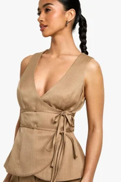 Suits & Tailoring|Suits & Tailoring^Nasty Gal Petite Linen Look Waistcoat |