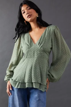 Tops^Nasty Gal Plunge Neck Dobby Chiffon Double Layer Blouse |