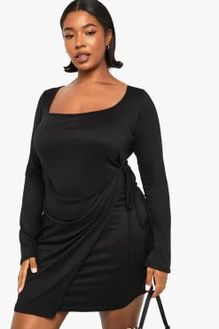 Dresses^Nasty Gal Plus scoop neck wrap mini dress |