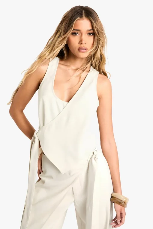 Tops^Nasty Gal Tailored Wrap Detail Top |