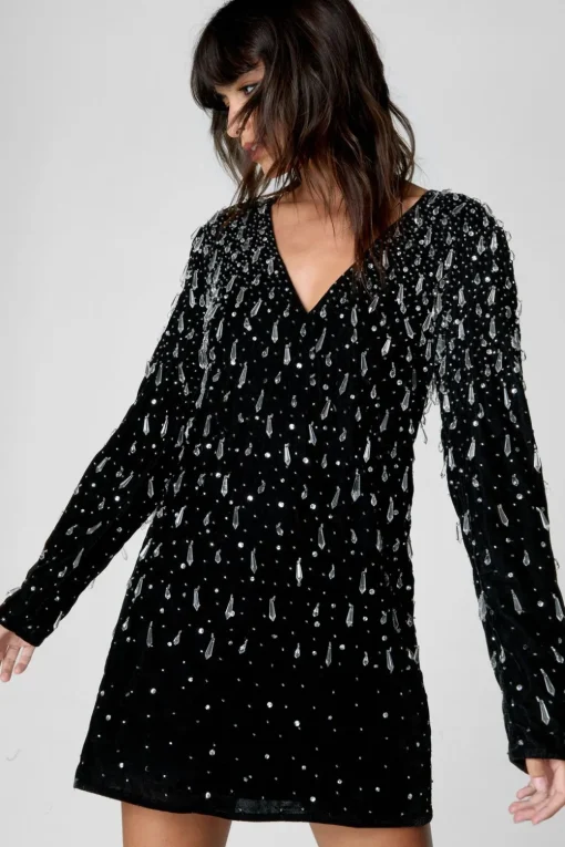Bachelorette Party Outfits|Party Outfits^Nasty Gal Tear Drop Embellished Velvet Plunge Dress |